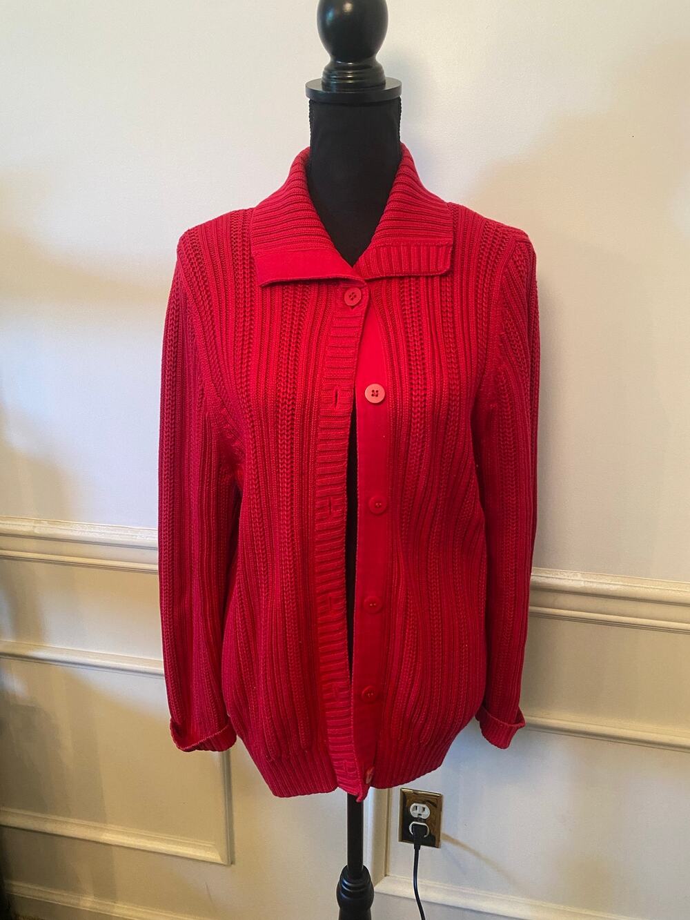 Vintage L.L. Bean Women's Red Collared Ribbed Knitted Button Front Cardigan